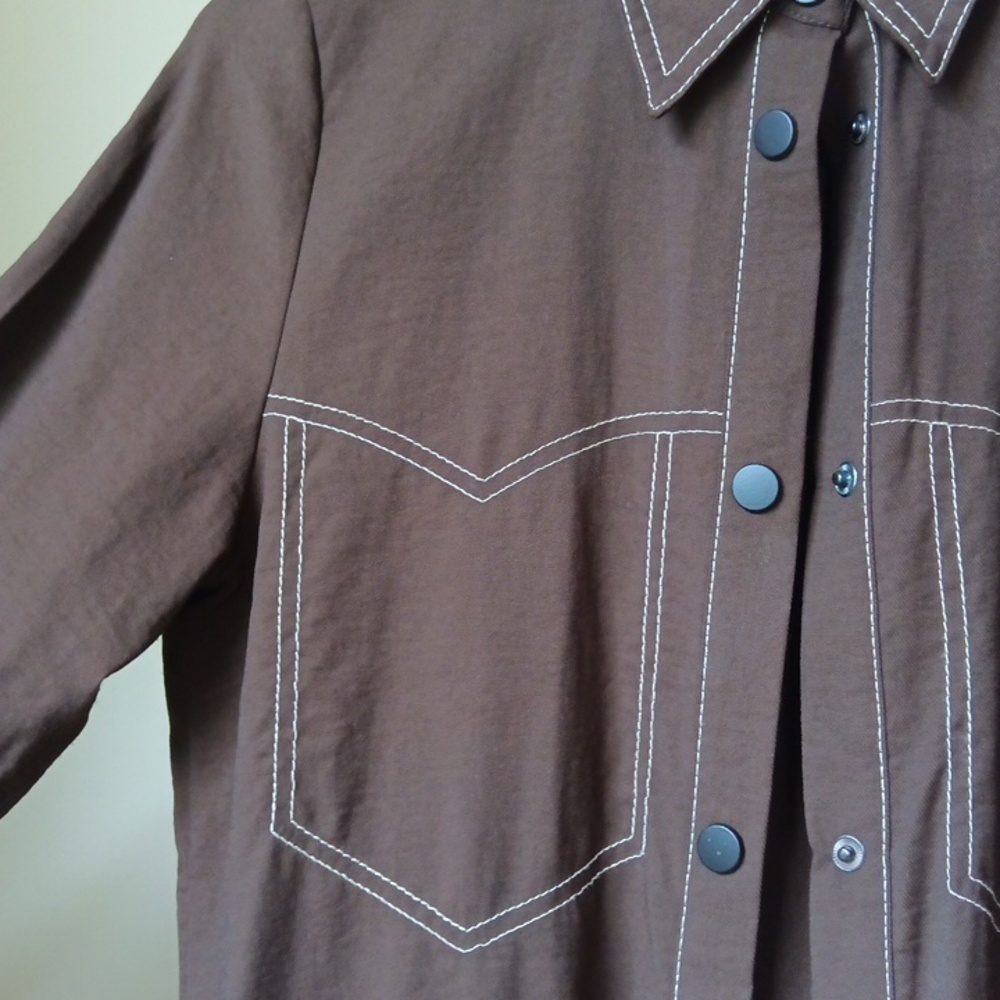 Ptp18" Zara Button & Collar Brown Shirt with White Stitching Decoration